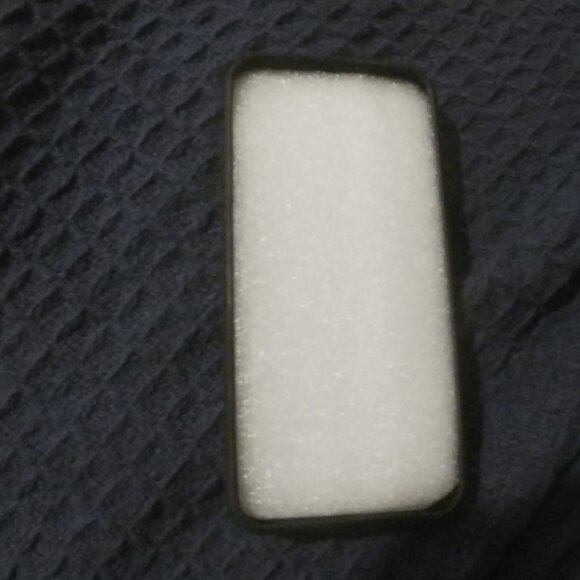 Remax Bugatti iPhone 5S Case - Picture 3 of 3